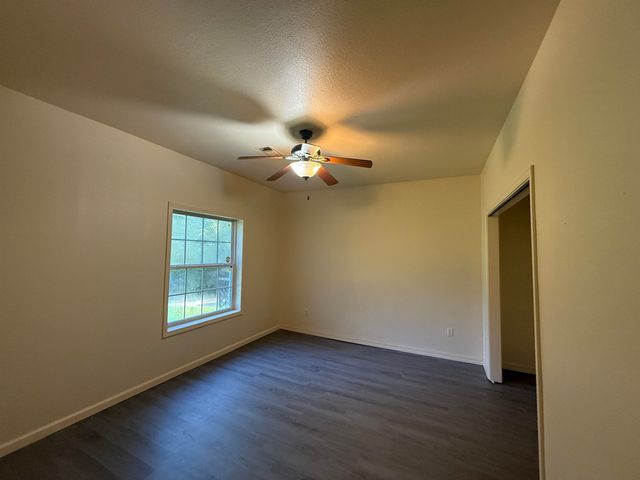 11 Immokalee Drive, Cherokee Village, AR 72529