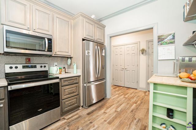 2050 Bible Camp Road, Byron, GA 31008