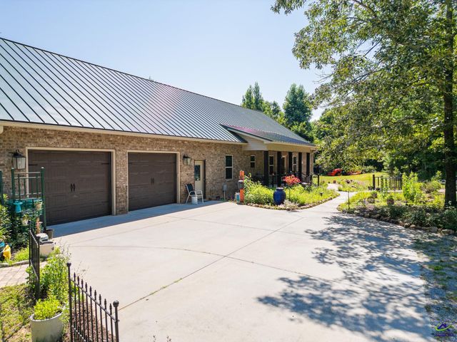 2050 Bible Camp Road, Byron, GA 31008