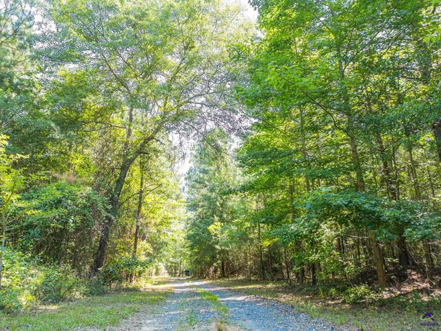 2050 Bible Camp Road, Byron, GA 31008