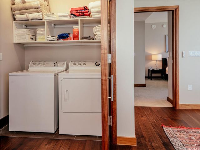 1555 Kapiolani Boulevard 1307, Honolulu, HI 96814