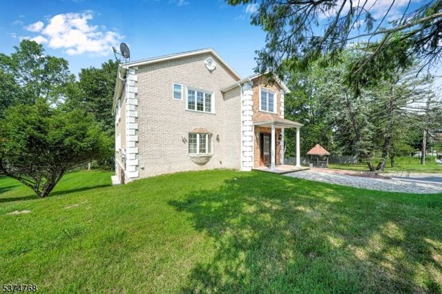 620 Lackawanna Ave, Woodland Park, NJ 07424