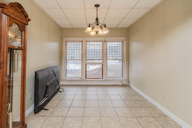 506 4th Avenue SW, Valley City, ND 58072