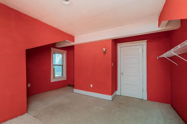 506 4th Avenue SW, Valley City, ND 58072