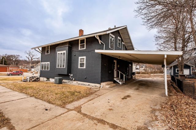 506 4th Avenue SW, Valley City, ND 58072