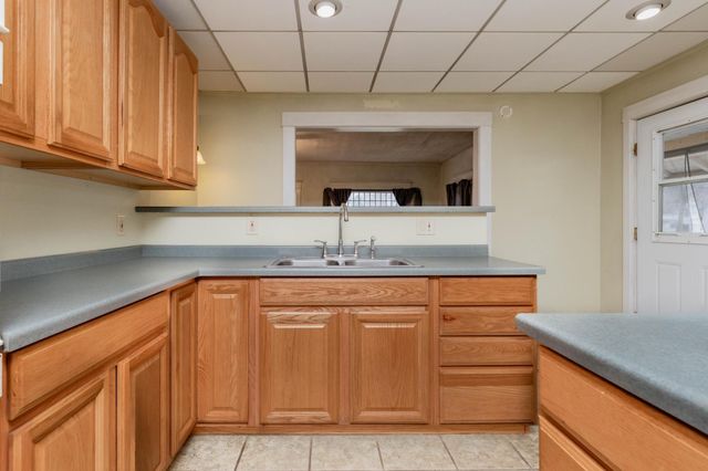 506 4th Avenue SW, Valley City, ND 58072