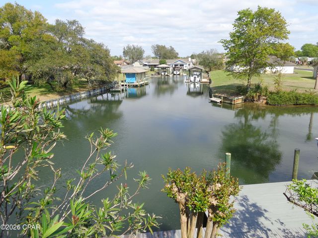 1341 Capri Drive, Panama City, FL 32405