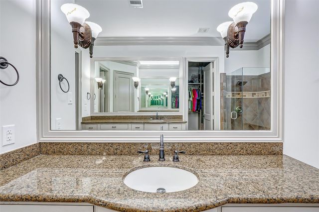 2702 Tudor Manor, Houston, TX 77082