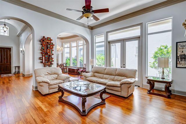 2702 Tudor Manor, Houston, TX 77082