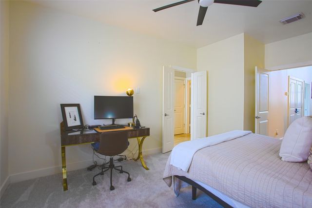 125 E 2nd Street, Houston, TX 77007