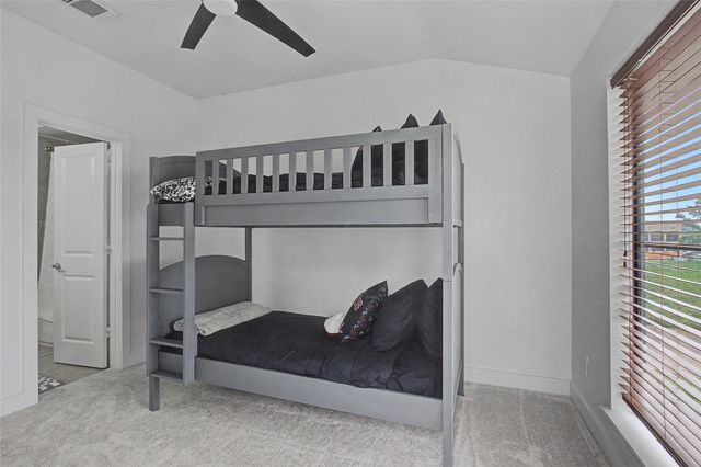 125 E 2nd Street, Houston, TX 77007