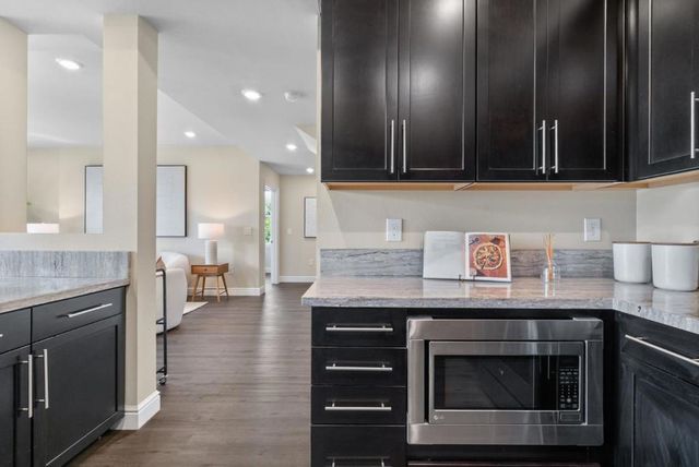 1368 El Camino Real 210, Santa Clara, CA 95050