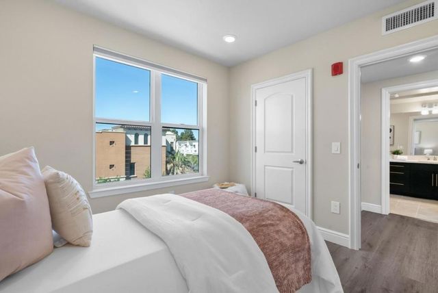 1368 El Camino Real 210, Santa Clara, CA 95050