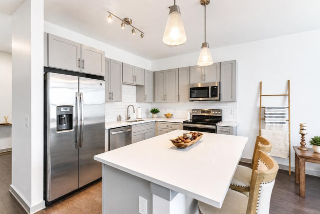 1638 54th Ave N Apt 328, Nashville, TN 37209