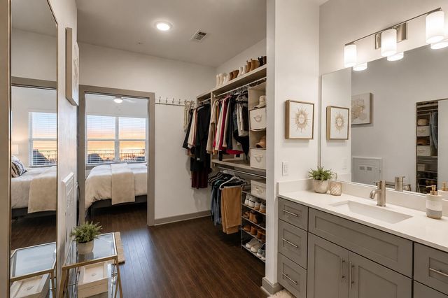 1638 54th Ave N Apt 328, Nashville, TN 37209