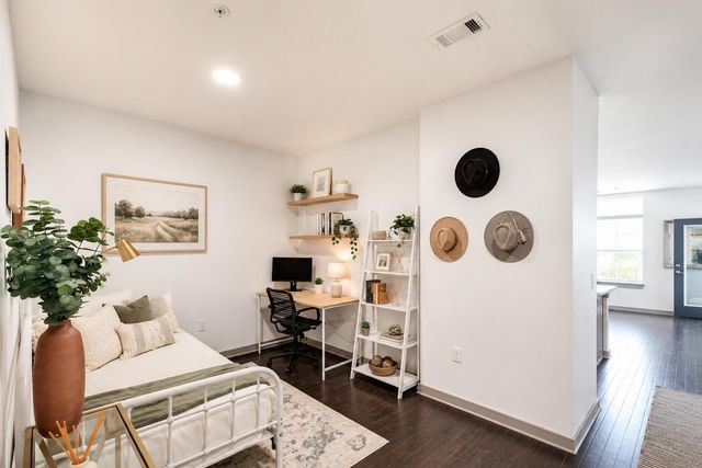 1638 54th Ave N Apt 328, Nashville, TN 37209