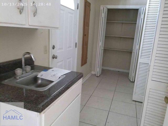 301 Lakeview Drive, Hinesville, GA 31313