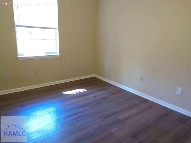 301 Lakeview Drive, Hinesville, GA 31313