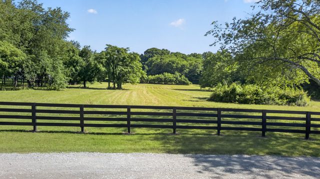 8992 Horton Hwy, College Grove, TN 37046
