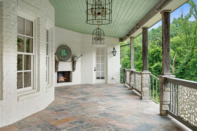 8992 Horton Hwy, College Grove, TN 37046