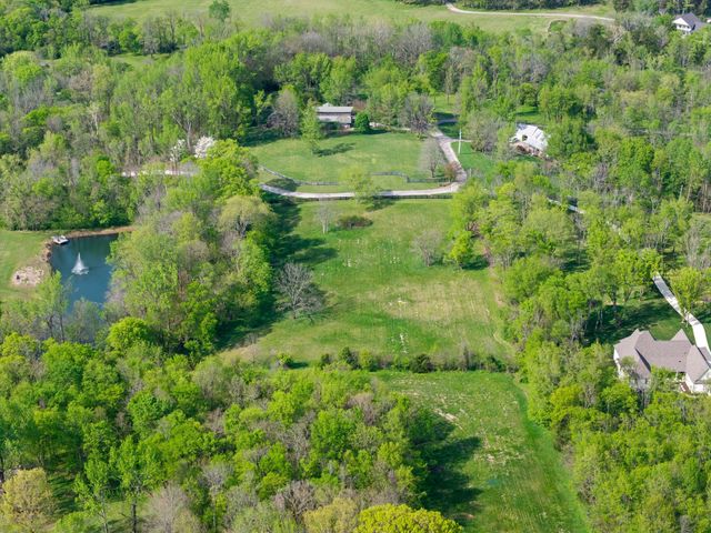 8992 Horton Hwy, College Grove, TN 37046