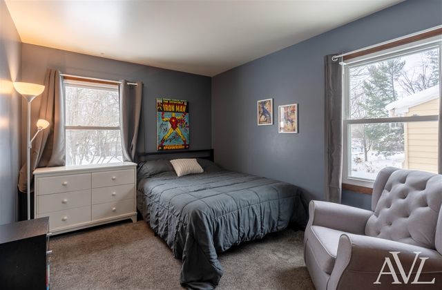 1143 59th Street, Grand Rapids, MI 49508