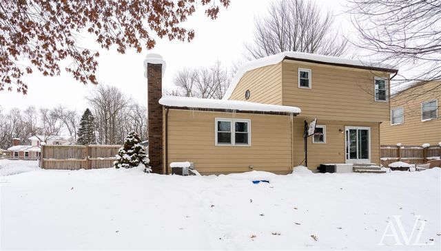 1143 59th Street, Grand Rapids, MI 49508