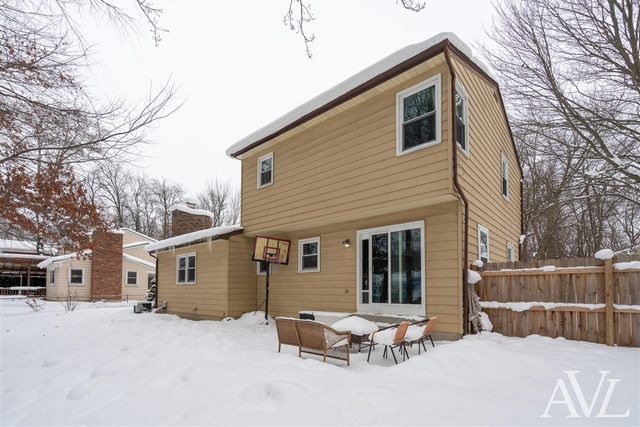 1143 59th Street, Grand Rapids, MI 49508