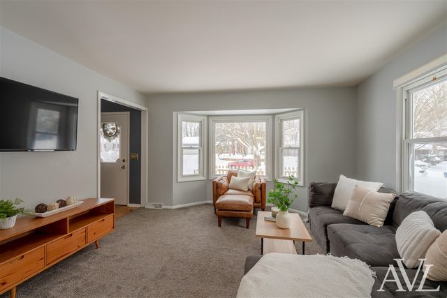 1143 59th Street, Grand Rapids, MI 49508