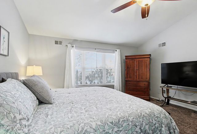 1156B Thornbury Lane, Manchester, NJ 08759