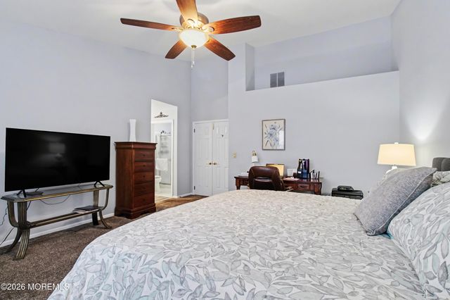 1156B Thornbury Lane, Manchester, NJ 08759