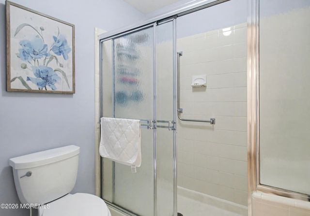 1156B Thornbury Lane, Manchester, NJ 08759