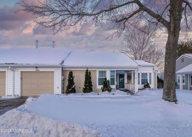 1156B Thornbury Lane, Manchester, NJ 08759