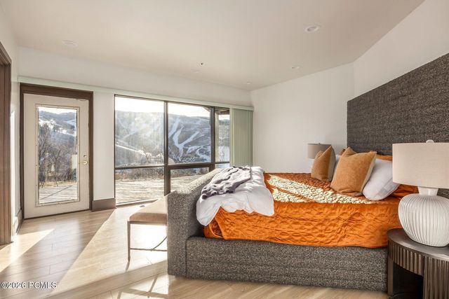 1360 Golden Way, Park City, UT 84060