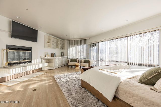 1360 Golden Way, Park City, UT 84060