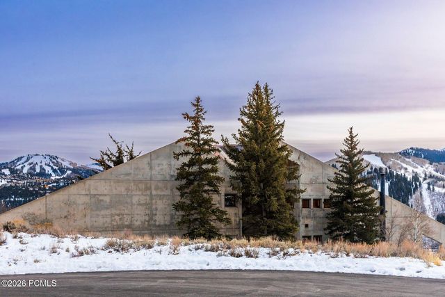 1360 Golden Way, Park City, UT 84060