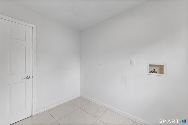 184 West Avenue, Milford, CT 06461