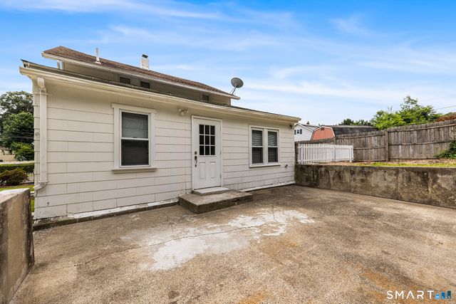 184 West Avenue, Milford, CT 06461