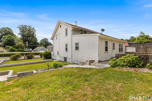 184 West Avenue, Milford, CT 06461