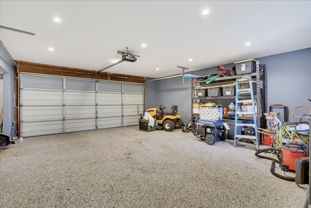 19011 Siesta Dr, Penn Valley, CA 95946