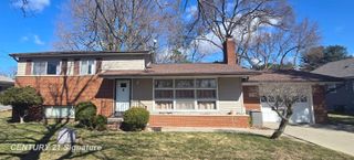 2400 Denise Drive, Vienna Twp, MI 48420