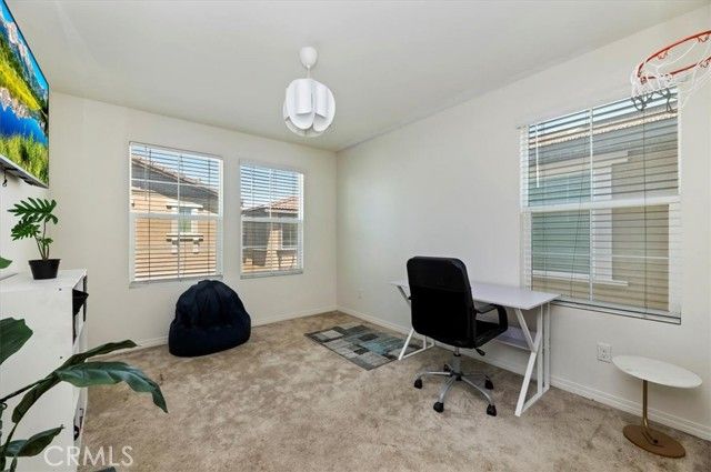 6073 Sendero Avenue, Eastvale, CA 92880