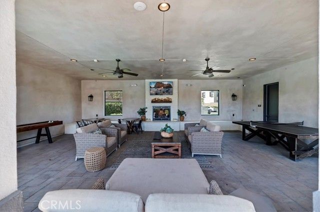 6073 Sendero Avenue, Eastvale, CA 92880