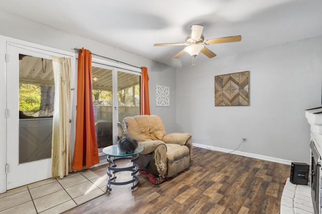 2012 S Roanoke Avenue, Springfield, MO 65807