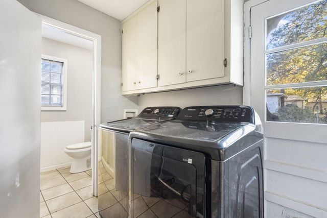 2012 S Roanoke Avenue, Springfield, MO 65807