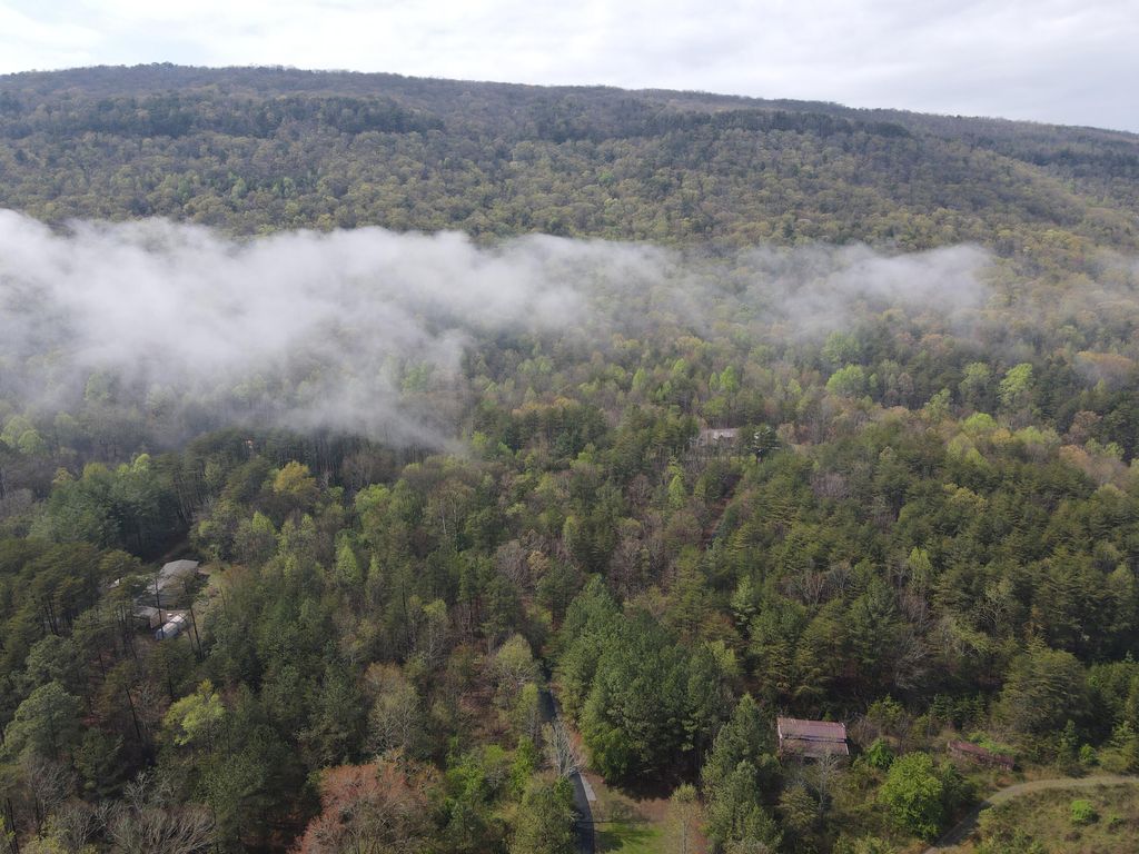 758 Montgomery Road, Dayton, TN 37321