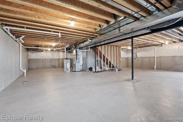 181 E Market Street, Oxford, MI 48371