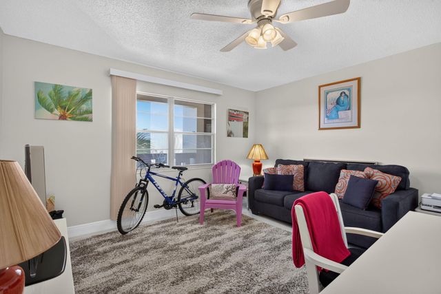 4301 MARTINIQUE Circle G4, Coconut Creek, FL 33066