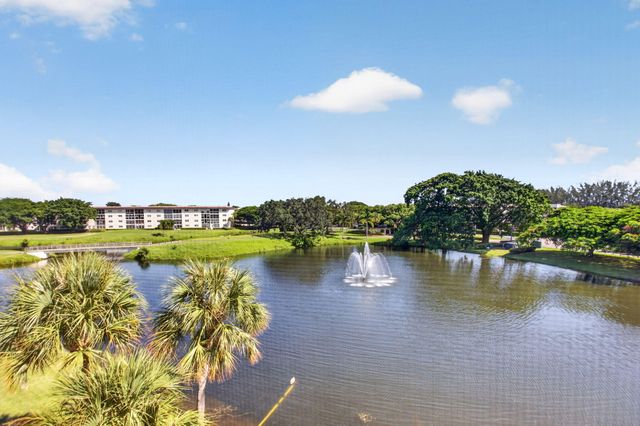 4301 MARTINIQUE Circle G4, Coconut Creek, FL 33066