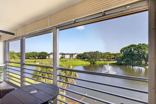 4301 MARTINIQUE Circle G4, Coconut Creek, FL 33066